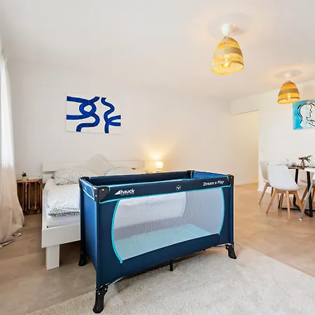 Idyl Kostenloser Privat-Parkplatz Wifi Smarttv Balkon Ludwigsburg Exterior photo